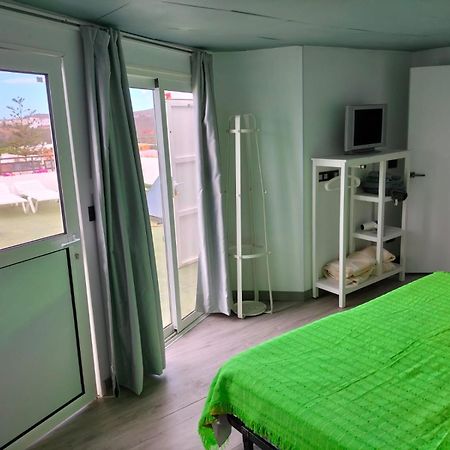Vv Las Buganvillas Maspalomas - Cocina Y Habitaciones Con Banos Privados Kültér fotó