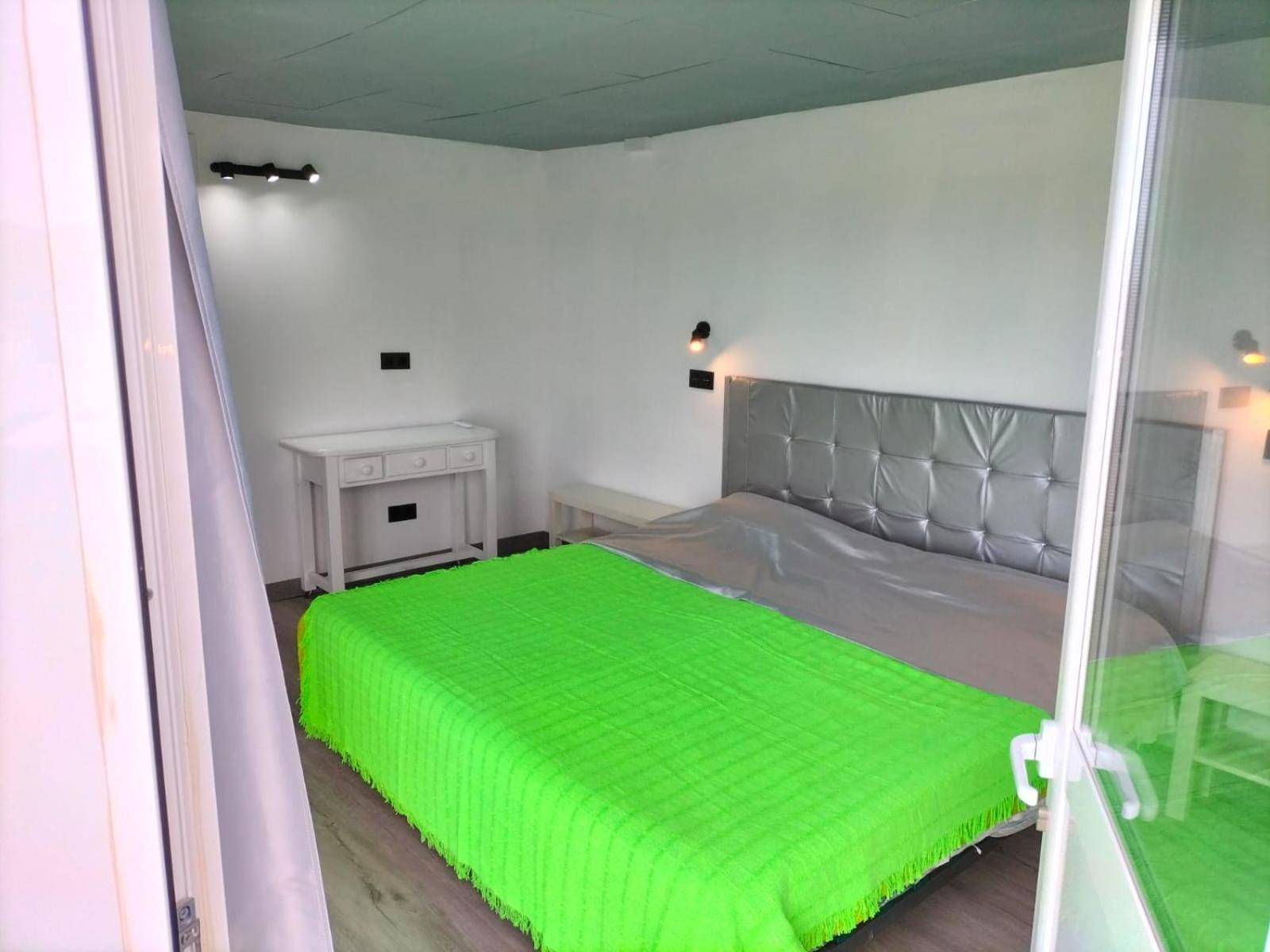 Vv Las Buganvillas Maspalomas - Cocina Y Habitaciones Con Banos Privados Kültér fotó